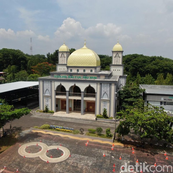 Masjid Al-Adzhar Kelurahan Pasar Muara Aman Kecamatan Lebong Utara Kabupaten Lebong