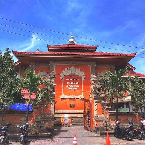 Masjid Mantasya Jln. Durian Kel. Tomulabutao Selatan kec. DUngingi, Gorontalo