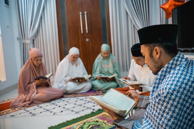 Cara Menyusun Program Kegiatan Pendidikan Ilmu Kalam di Masjid pendidikan ilmu kalam masjid