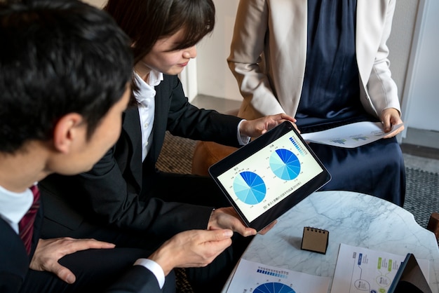 Memanfaatkan Big Data untuk Menganalisis Kebutuhan Jamaah dkm.or.id Cek SKK Konstruksi LPJK BNSP