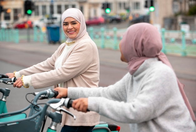 Meningkatkan Fasilitas untuk Wanita dan Anak-anak di Masjid dkm.or.id Cek SKK Konstruksi LPJK BNSP