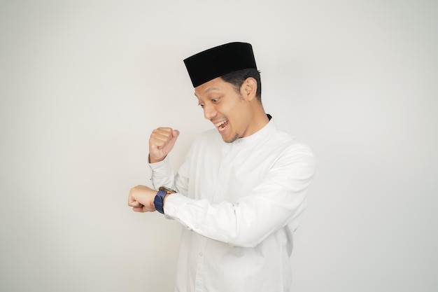 Panduan Praktis Memilih Jam Dinding Masjid yang Estetis memilih jam dinding masjid
