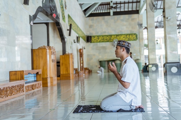 Panduan Praktis Mengelola Perlengkapan Wudhu Masjid mengelola perlengkapan wudhu masjid
