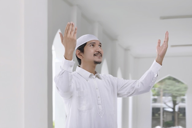 Solusi Praktis Mengatasi Masalah Dana dalam Kegiatan Masjid dkm.or.id Cek SKK Konstruksi LPJK BNSP