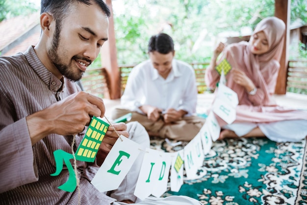 Strategi Efektif Masjid Mengurangi Kemiskinan dkm.or.id Cek SKK Konstruksi LPJK BNSP