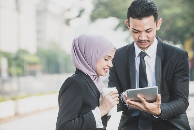 Strategi Meningkatkan Kualitas Layanan Informasi Teknologi di Organisasi Masjid layanan informasi teknologi organisasi masjid