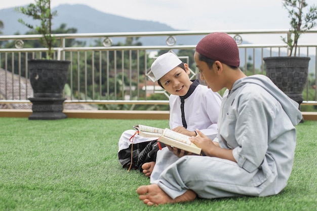 Tips Mengadakan Kegiatan Masjid dengan Dana yang Minim dkm.or.id Cek SKK Konstruksi LPJK BNSP
