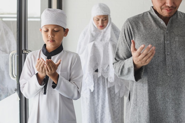 Tips Mengelola Pelatihan Pengurus Masjid yang Berkelanjutan pelatihan berkelanjutan masjid