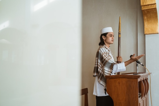 Tips Menyusun Program Kajian Al-Quran Rutin di Masjid kajian Al-Quran masjid