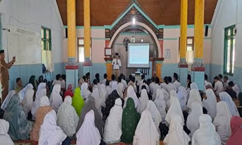 Peran Panitia Masjid dalam Mengelola Keuangan Masjid Secara Transparan dkm.or.id